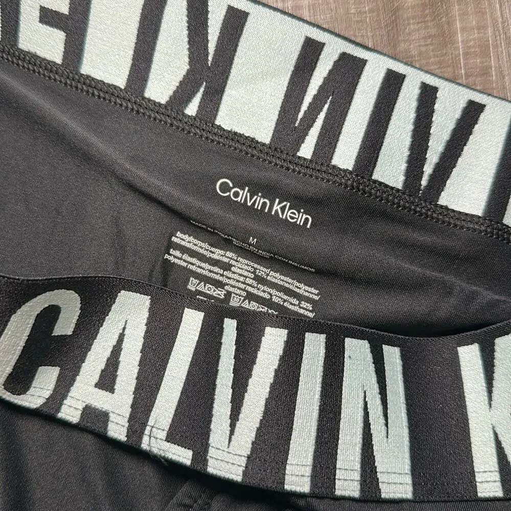 Calvin Klein Intense Power Microfiber Hip Brief - Medium